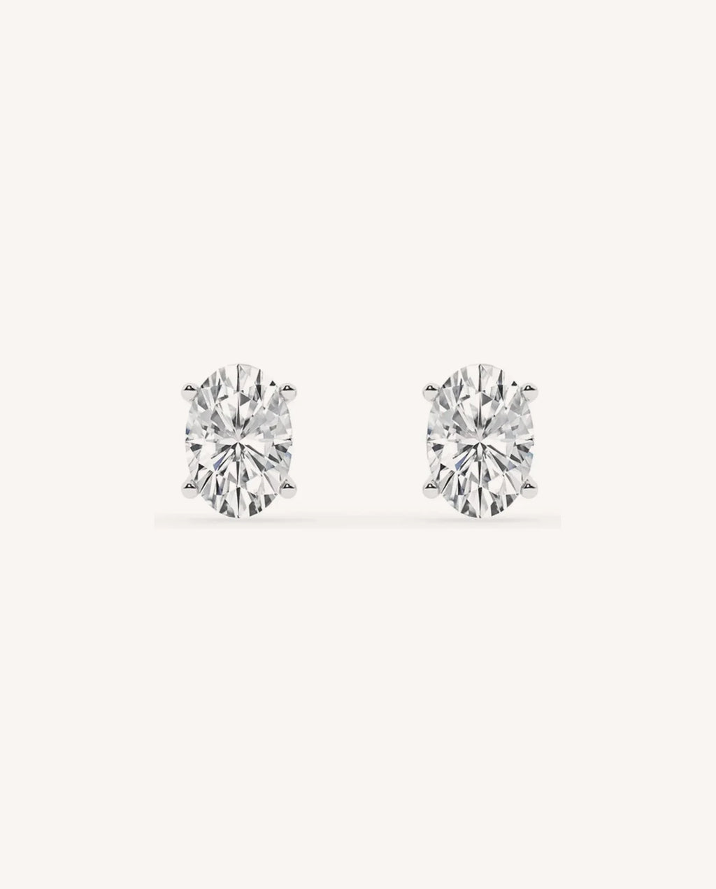 Lab Grown Diamond Oval Stud Earring